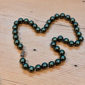 Costume Jewelry Faux Tahitian Black Pearl Necklace 18"